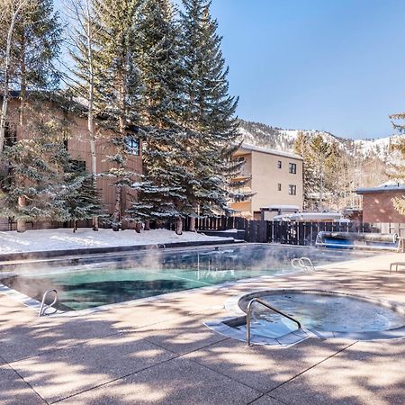 Chateau Roaring Fork Unit 25, Contemporary Condo With River Views, Close To Town Aspen Exterior photo