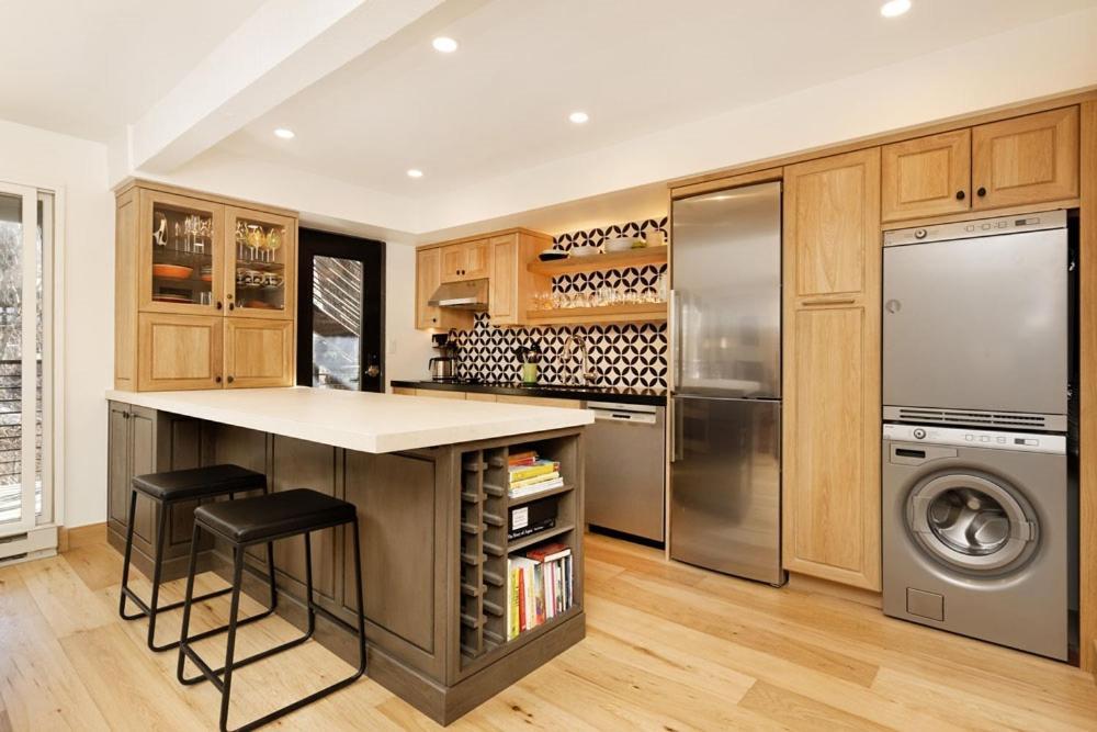Chateau Roaring Fork Unit 25, Contemporary Condo With River Views, Close To Town Aspen Exterior photo